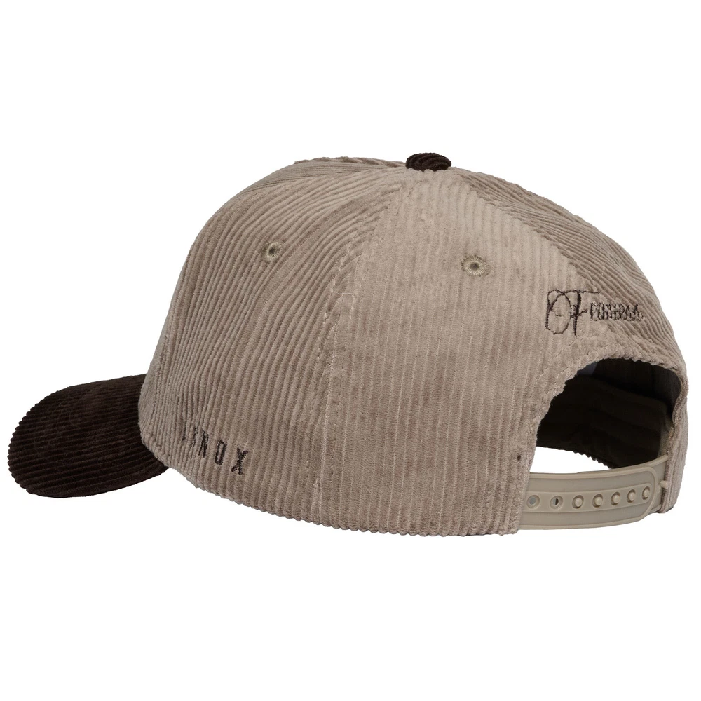 Beige Annox-caps fra utvalget vårt, sett bakfra med snapback-lukking i plast.